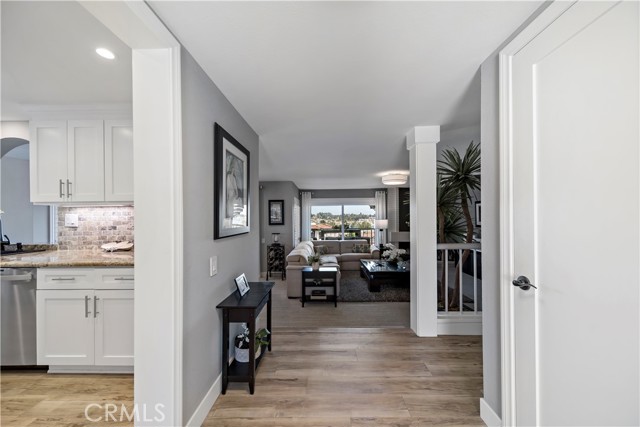 Detail Gallery Image 5 of 48 For 27784 Arta #10,  Mission Viejo,  CA 92692 - 2 Beds | 2 Baths