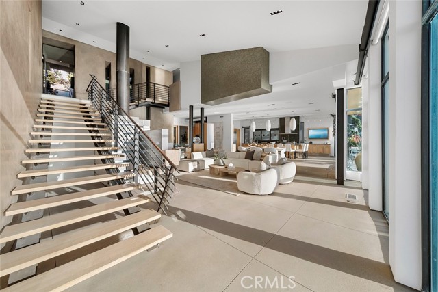 Detail Gallery Image 18 of 75 For 2665 Victoria Dr, Laguna Beach,  CA 92651 - 5 Beds | 4/2 Baths