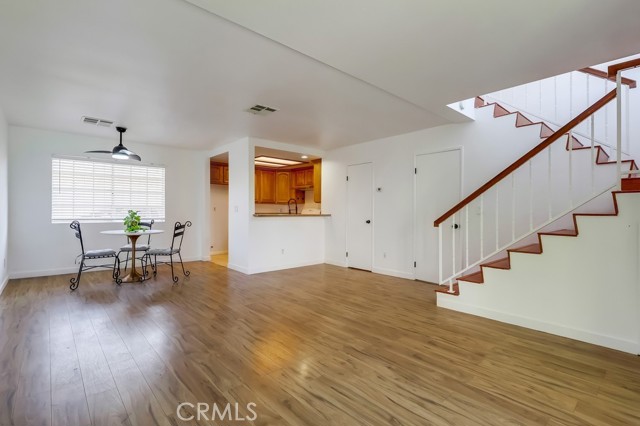 Detail Gallery Image 6 of 31 For 12235 Pine St #5,  Norwalk,  CA 90650 - 2 Beds | 2/1 Baths