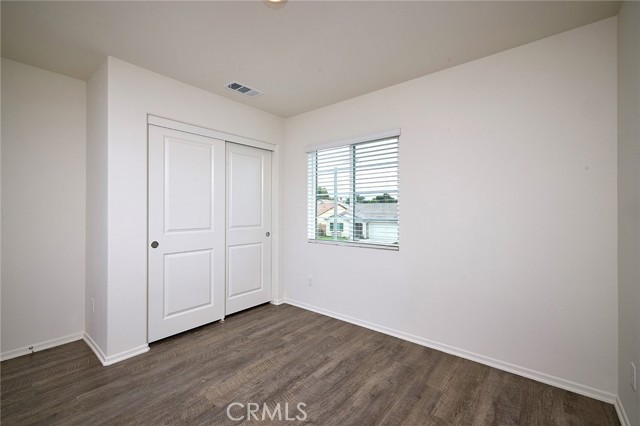 Detail Gallery Image 10 of 13 For 1257 Memorial Ave, Hemet,  CA 92543 - 3 Beds | 2/1 Baths