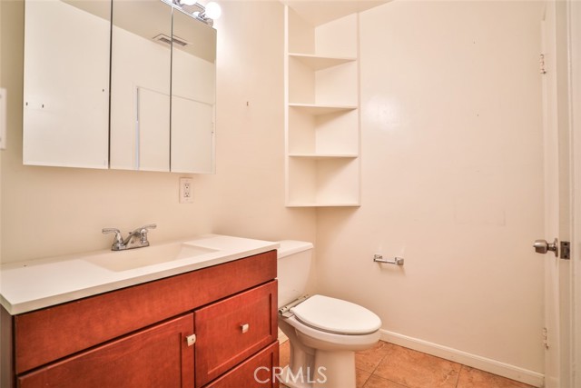 Detail Gallery Image 27 of 41 For 725 E Deodar St, Ontario,  CA 91764 - 3 Beds | 1/1 Baths