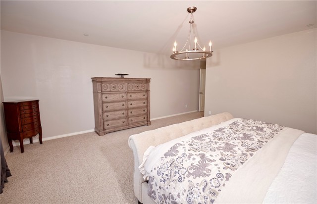 4049 Running Oak Lane, San Bernardino CA: https://media.crmls.org/medias/e79a3b78-bbfc-4bee-9787-6a8de242cbe2.jpg