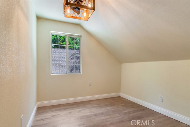 901 Ca-173, Lake Arrowhead CA: https://media.crmls.org/medias/e79b388f-2ff5-4f21-a34f-1356dbbd95e3.jpg