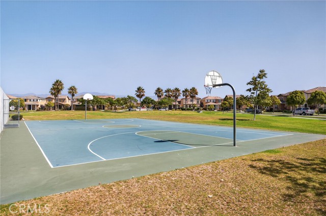 3459 N Oxnard Boulevard, Oxnard CA: https://media.crmls.org/medias/e79b3c3f-6649-4a53-8b2f-94e9934eb9e1.jpg