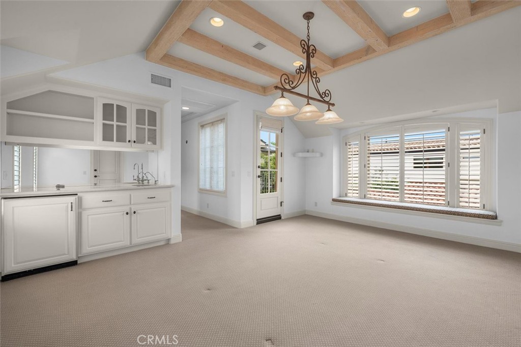 E79b7136 907a 479d Aa97 B188aa567f4a