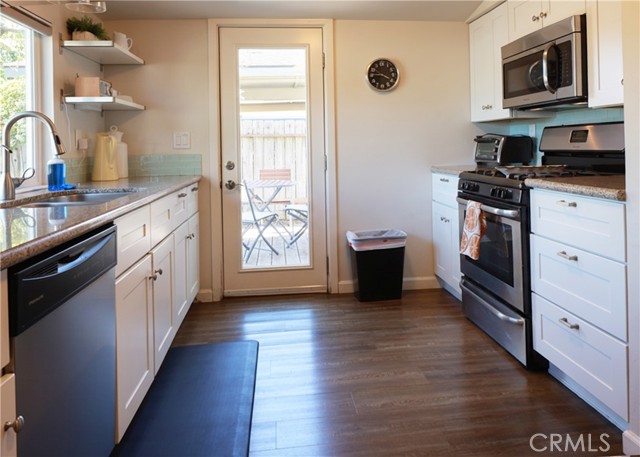 Detail Gallery Image 10 of 33 For 1712 Pine Street, Paso Robles,  CA 93446 - 3 Beds | 2 Baths