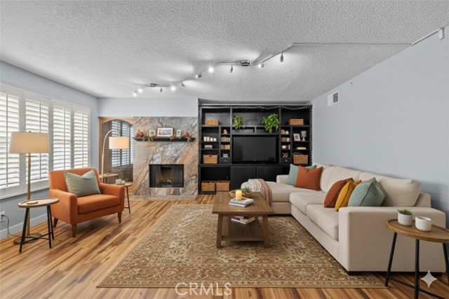 Detail Gallery Image 9 of 28 For 42805 15th, Lancaster,  CA 93534 - 3 Beds | 2/1 Baths