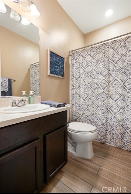 17995 Lacebark Court, San Bernardino CA: https://media.crmls.org/medias/e79cd4f5-44bb-43eb-843b-c3da403b17d1.jpg