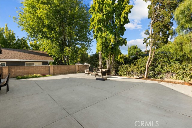 Detail Gallery Image 17 of 19 For 4700 Topanga Canyon Bld, Woodland Hills,  CA 91364 - 3 Beds | 2 Baths