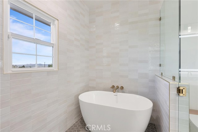 Detail Gallery Image 47 of 75 For 1331 Hidden Springs Dr, Corona,  CA 92881 - 7 Beds | 6/2 Baths