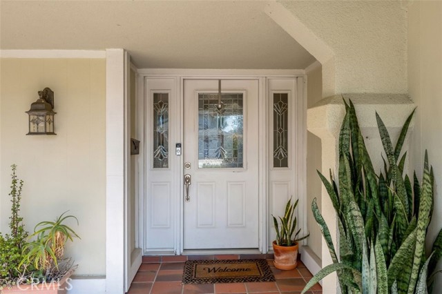 Detail Gallery Image 5 of 39 For 408 Torrens St, Anaheim,  CA 92807 - 5 Beds | 3/1 Baths