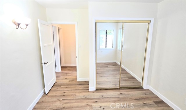 8730 N 6th, Downey CA: https://media.crmls.org/medias/e79e6e7d-a6a9-40b3-85b4-545ce8d37544.jpg