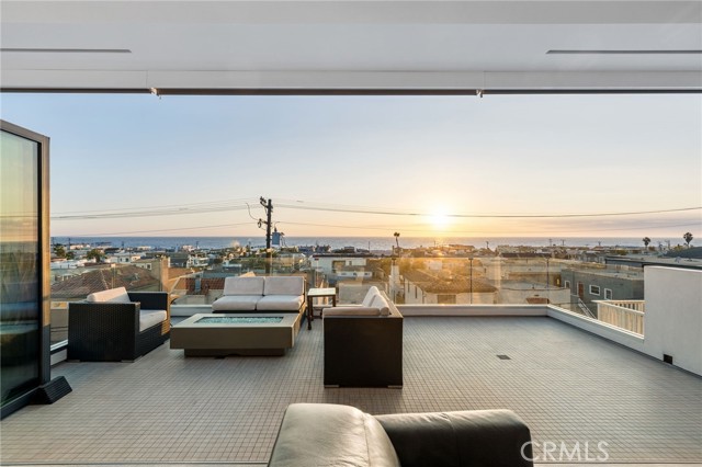 1737 Manhattan Avenue, Hermosa Beach CA: https://media.crmls.org/medias/e79f5693-33fc-4e72-8256-a1322b3dad59.jpg