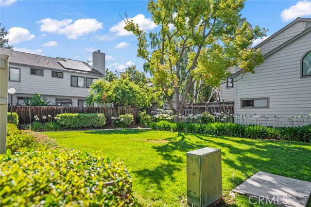 1260 Sierra Village Place, San Jose CA: https://media.crmls.org/medias/e7a0453f-a7b9-4f3e-9d20-2ae7ce647782.jpg