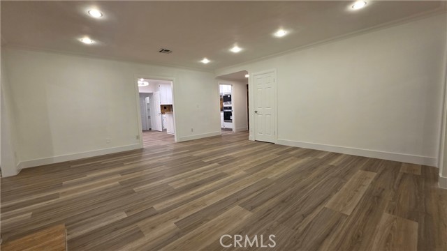 Detail Gallery Image 12 of 58 For 18224 Chatsworth, Porter Ranch,  CA 91326 - 5 Beds | 3 Baths