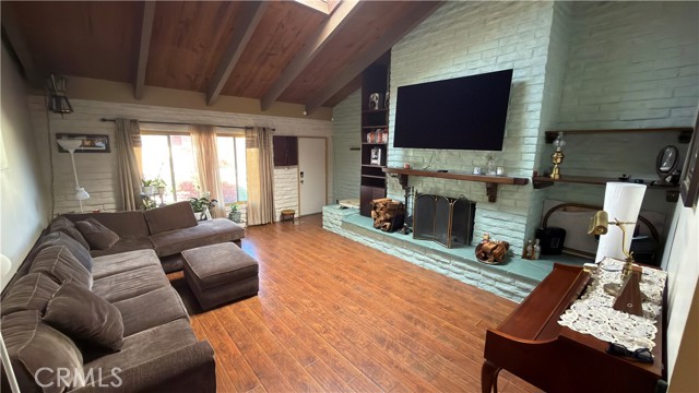 Detail Gallery Image 8 of 24 For 5118 Lakeview Ave #4,  Yorba Linda,  CA 92886 - 2 Beds | 2 Baths