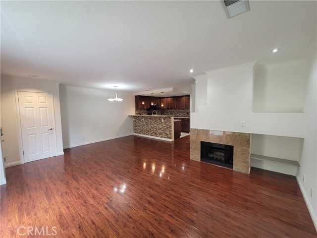 11076 Sharp Avenue, Mission Hills (San Fernando) CA: https://media.crmls.org/medias/e7a29a14-9a0a-4342-8192-77fb3a1f3ed3.jpg