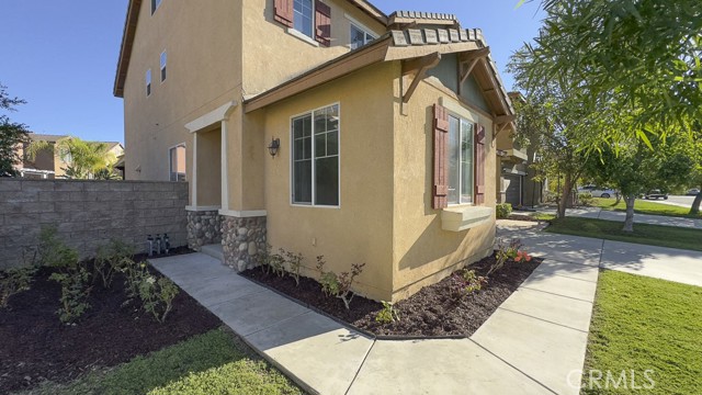 31659 Rosales Avenue, Murrieta CA: https://media.crmls.org/medias/e7a384b6-b40e-4384-8bda-2e10cb9f07aa.jpg