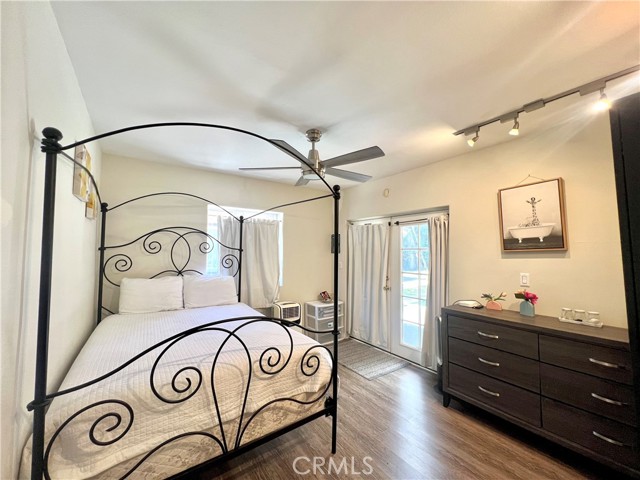 Detail Gallery Image 9 of 19 For 17401 Raymer St, Northridge,  CA 90039 - 1 Beds | 1 Baths