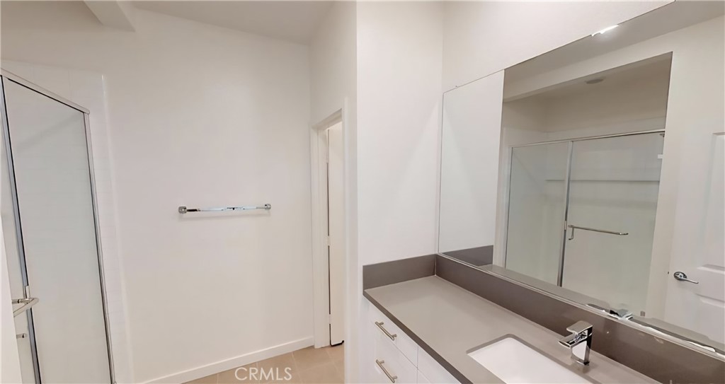 MLS #OC25117996 img 20