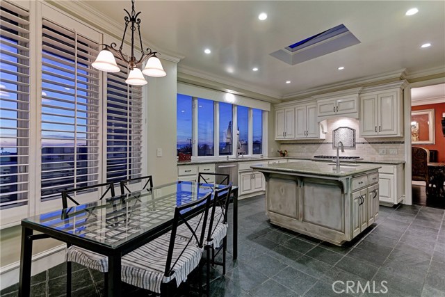 934 Duncan Avenue, Manhattan Beach, California 90266, 5 Bedrooms Bedrooms, ,4 BathroomsBathrooms,Residential,Sold,Duncan,SB17006848