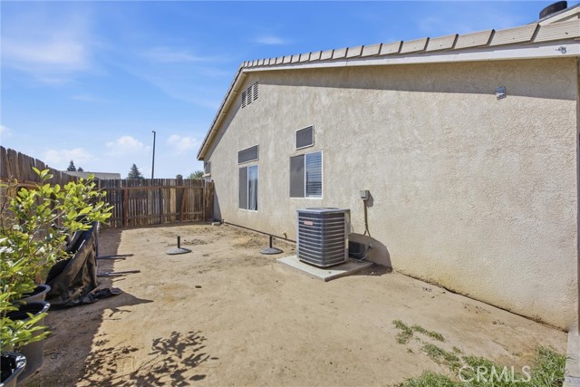 Detail Gallery Image 42 of 42 For 3802 Windflower Ave, Bakersfield,  CA 93313 - 3 Beds | 2 Baths