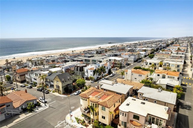 301 Homer St, Manhattan Beach, California 90266, 3 Bedrooms Bedrooms, ,3 BathroomsBathrooms,Residential,Sold,Homer St,SB22090283