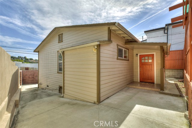 Front Image Thumbnail for CRGD26071436