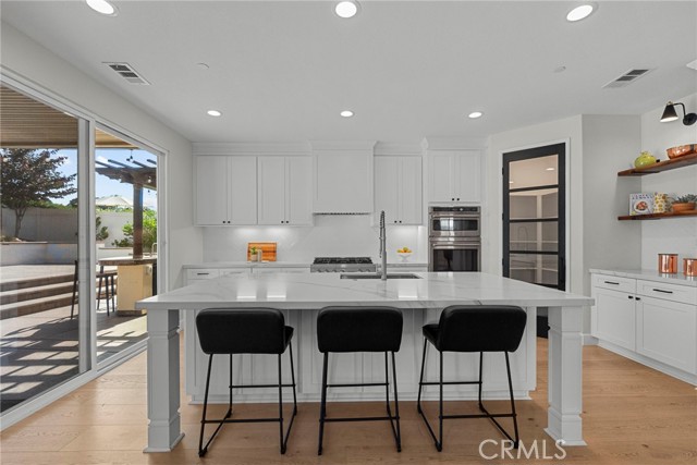 34174 Altavista Drive, Temecula CA: https://media.crmls.org/medias/e7a62ff9-cafa-41eb-a54d-35fb3d8c9bd0.jpg