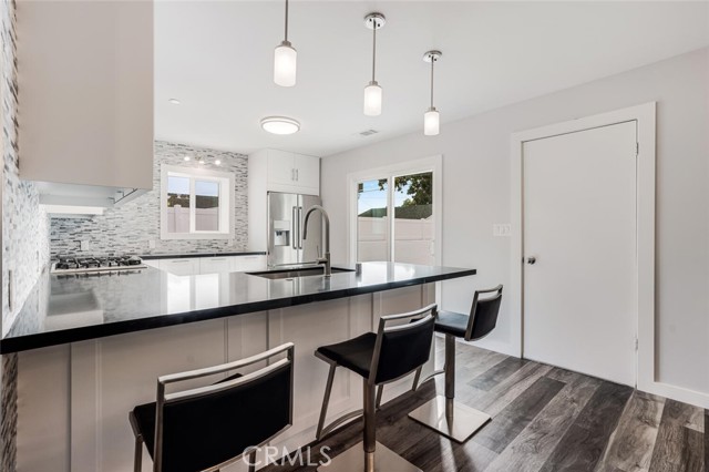 243 VIRGINIA Drive photo 8