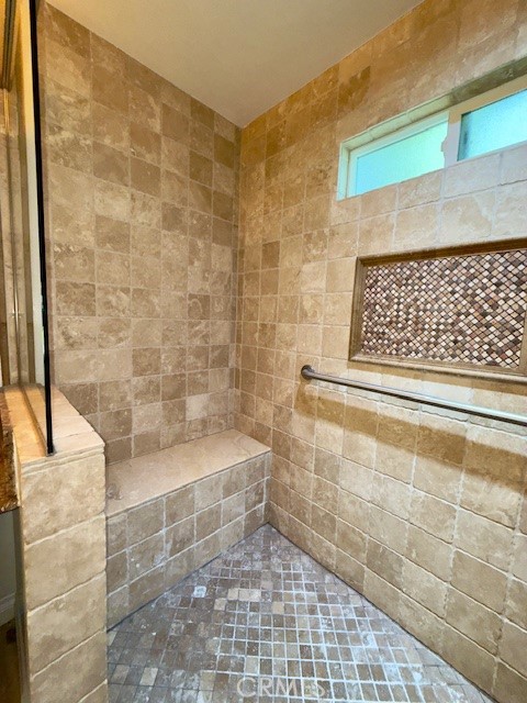 Detail Gallery Image 15 of 28 For 18648 Gledhill, Northridge,  CA 91324 - 4 Beds | 2 Baths