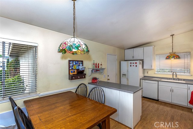 1803 Blue Haven Drive, Rowland Heights CA: https://media.crmls.org/medias/e7a895ba-e7ed-4900-bf5f-f04b58fb00ef.jpg