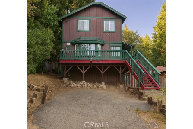 23690 Hillside Drive, Crestline CA: https://media.crmls.org/medias/e7a982b8-a47c-4f1a-9d4b-06651854e5ed.jpg