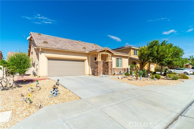 Detail Gallery Image 2 of 39 For 43847 Windrose Pl, Lancaster,  CA 93536 - 4 Beds | 3 Baths