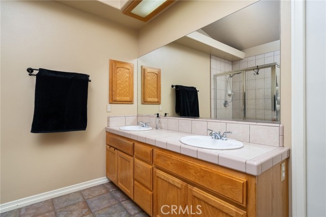 18463 Orange Street, Hesperia CA: https://media.crmls.org/medias/e7a9f929-0e06-4ffb-b489-0696462b4156.jpg