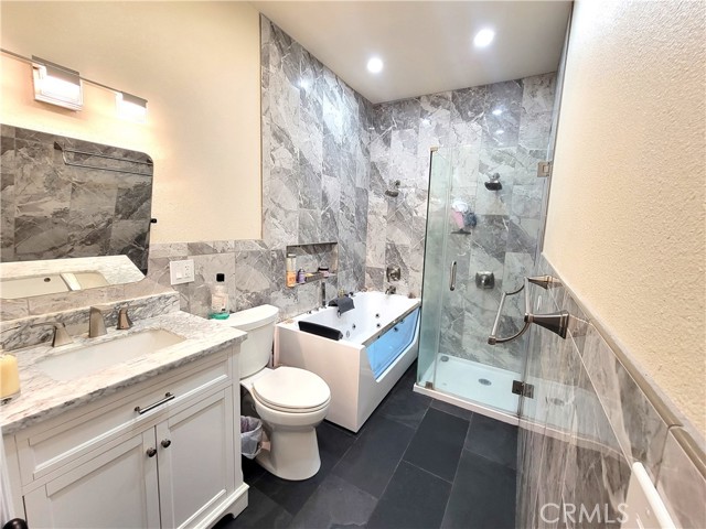 Detail Gallery Image 16 of 24 For 1265 W Mission Bld, Pomona,  CA 91766 - 3 Beds | 2 Baths