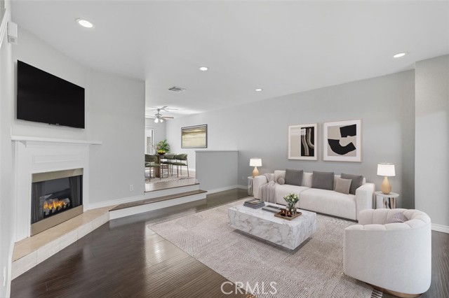 15111 Freeman Unit: 75