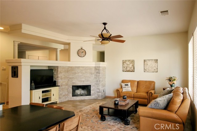 23641 ROSE QUARTZ Drive, Perris CA: https://media.crmls.org/medias/e7aa9788-2c85-46a6-a6da-61379599ce92.jpg