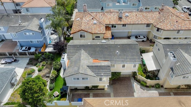 1817 Clark Lane, Redondo Beach CA: https://media.crmls.org/medias/e7ab8d94-c150-4f64-9378-d9e178c9a549.jpg