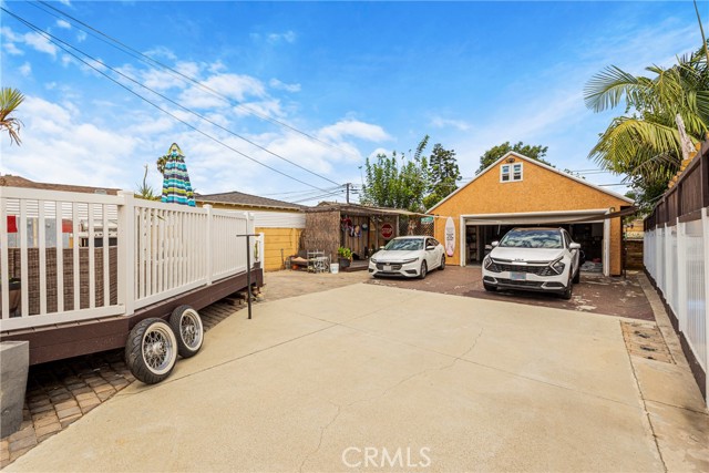 3 Bed Home for Sale in Hawthorne, California