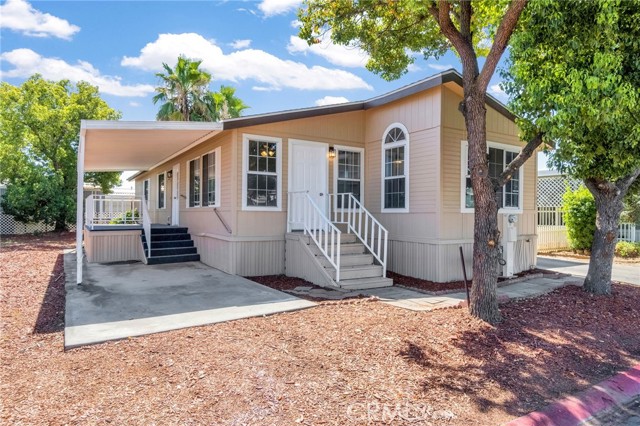 Detail Gallery Image 1 of 41 For 1218 E Cleveland #103,  Madera,  CA 93628 - 3 Beds | 2 Baths