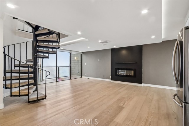 531 Esplanade, Redondo Beach, California 90277, 2 Bedrooms Bedrooms, 0 ,1 BathroomBathrooms,Residential,For Sale,Esplanade,0,PW26154247