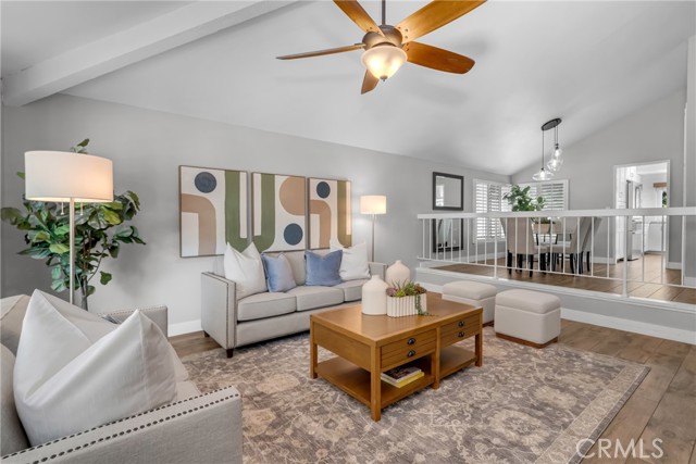 3652 San Joaquin Avenue, Los Alamitos CA: https://media.crmls.org/medias/e7ac52fd-976f-4090-a6c4-5222c93d9a46.jpg