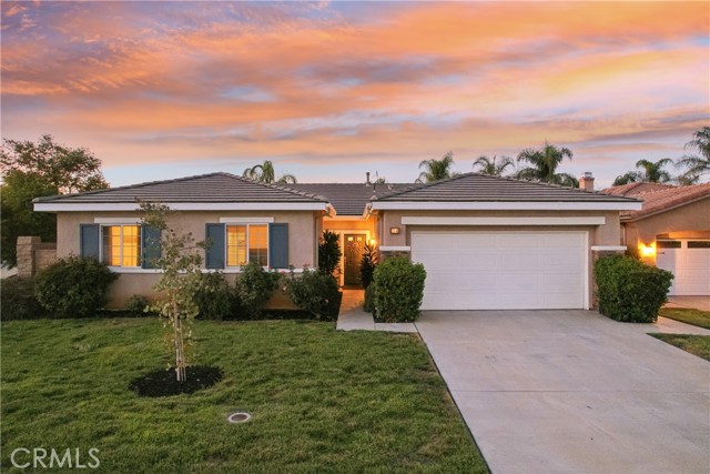 Detail Gallery Image 8 of 39 For 25644 Mountain Glen Cir, Menifee,  CA 92585 - 4 Beds | 2 Baths
