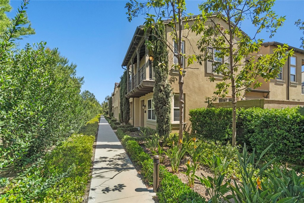 111 Thornhurst