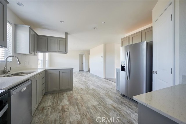 Detail Gallery Image 13 of 37 For 9889 Crystal Aire Rd, Pinon Hills,  CA 92372 - 4 Beds | 2 Baths