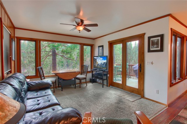 Detail Gallery Image 7 of 40 For 2576 Chilnualna Ln, Yosemite,  CA 95389 - 3 Beds | 2 Baths
