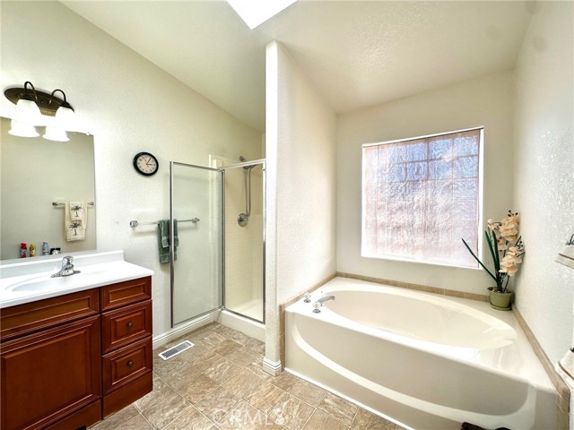 Primary Suite Bathroom