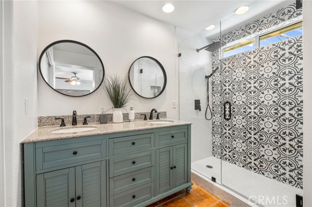 83250 Beverly Circle, Indio CA: https://media.crmls.org/medias/e7ada6a5-64d7-4f9e-928e-61f3c38ba5bd.jpg