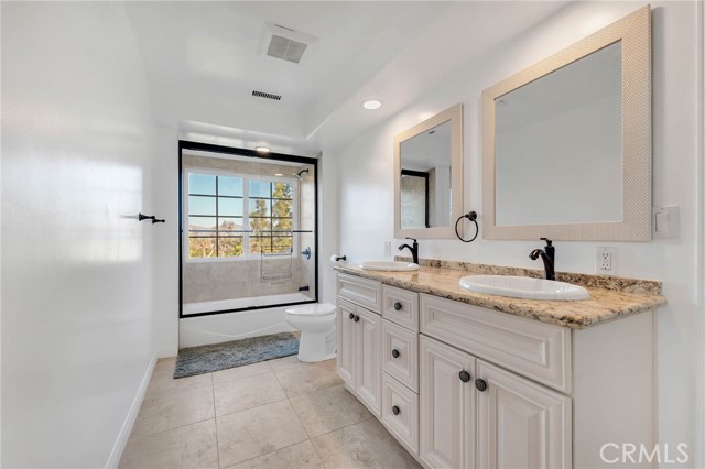 Detail Gallery Image 23 of 35 For 22451 Cass Ave, Woodland Hills,  CA 91364 - 5 Beds | 4 Baths
